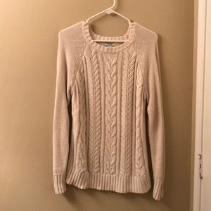 White Old Navy Sweater